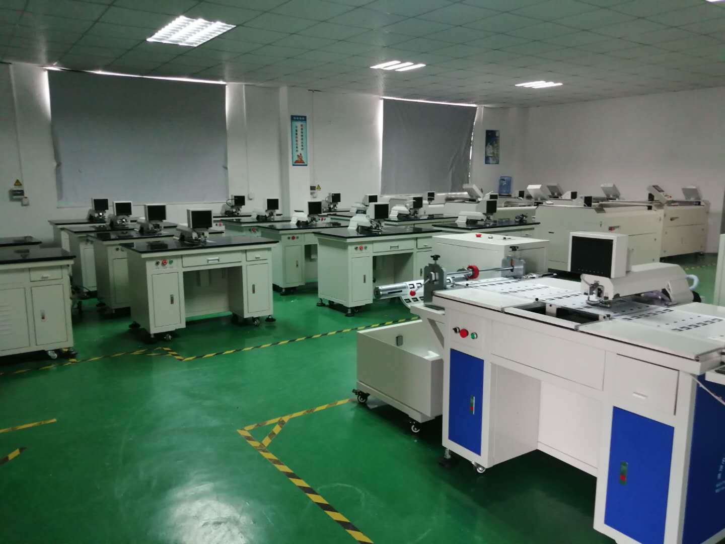 自动打孔机 自动打孔机
